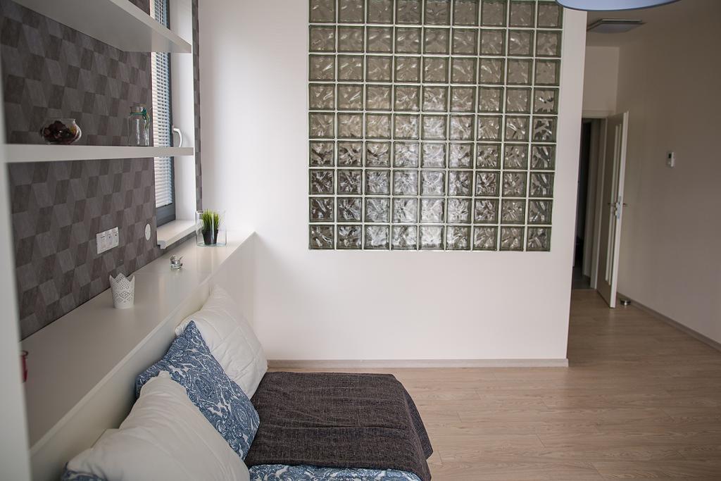Trinity Residence Praag Buitenkant foto