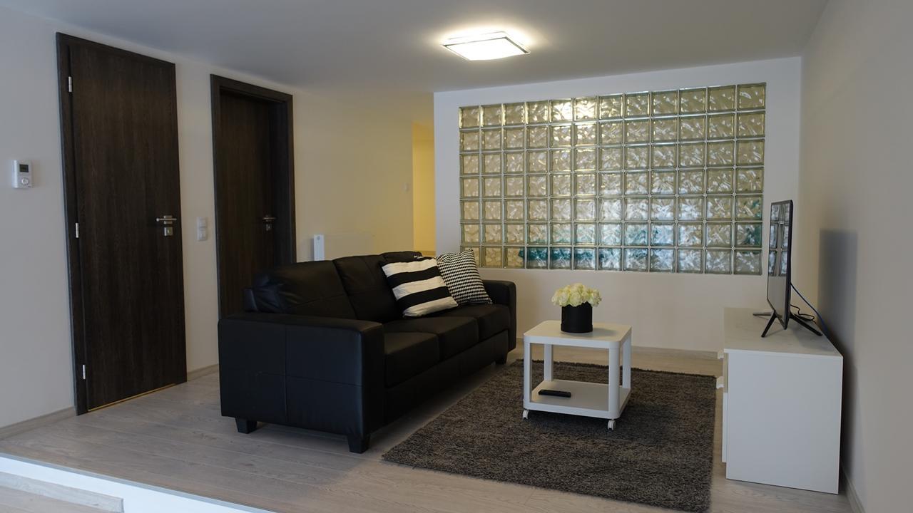 Trinity Residence Praag Buitenkant foto